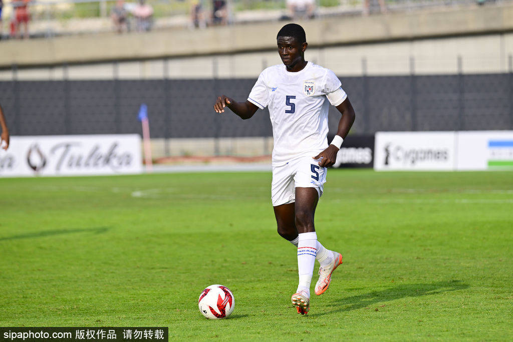 乐动体育官方网站 - 德罗巴迎来十二赛季高光表现，阿森纳球迷沸腾！